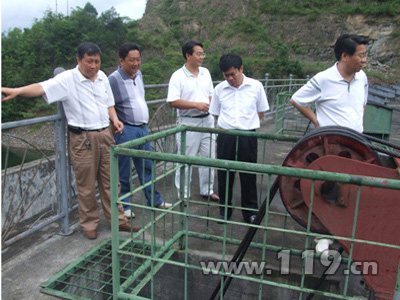 10���T�����z���ı����﹝���¡��A�����D��