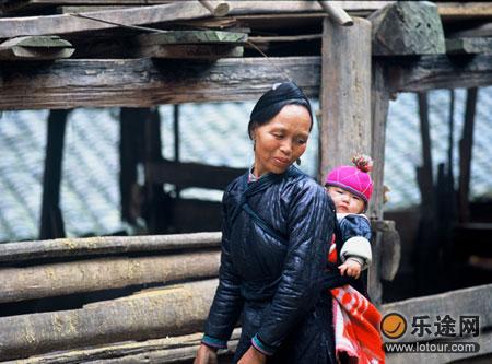 占里人:一年只有兩天可以結(jié)婚(圖)