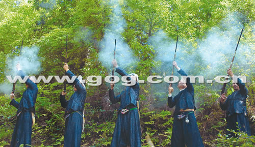 原生態民族風情美不勝收(圖)