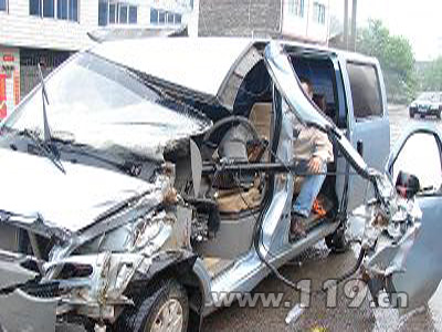 ��܇������ײ  �����ɹ�ʩ��(�D)