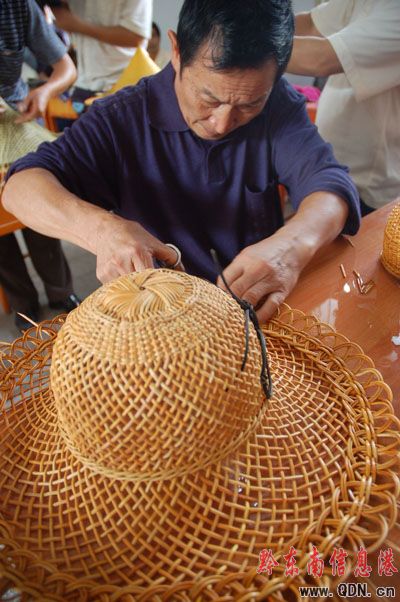 �ʲ˾���ñ���DƬ����