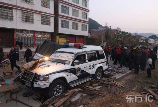 ��܇��4�q��ͯײ���ϳ�18��Ѫ�E(�M�D)