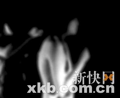 14�qŮ����10��Ű�򱻱�Ó����ҕ�l(�M�D)