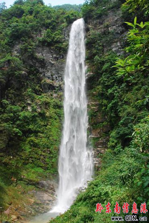 ��ɽ�h��ɫ���^�Ğ�æ�ٲ����D��