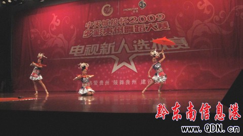 ������F�ݡ��ݼ��x��  �ഺ��ӣ��M�D��