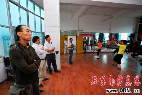 北京舞蹈藝術家 錦雞舞故鄉傳技藝(組圖)