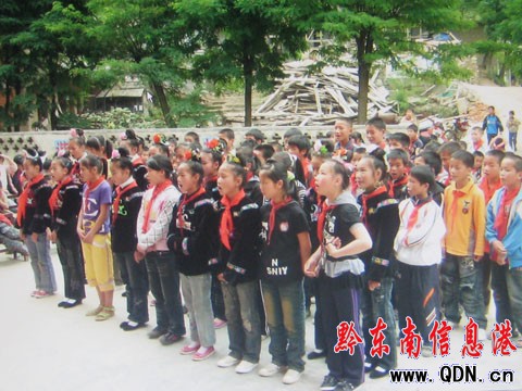 “花”開有聲 甕牙小學(xué)的“花朵”悄然綻放