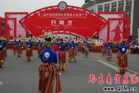 ��կ�\�u�衰�ɶ������|�Ļ���չ�ݣ��M�D��