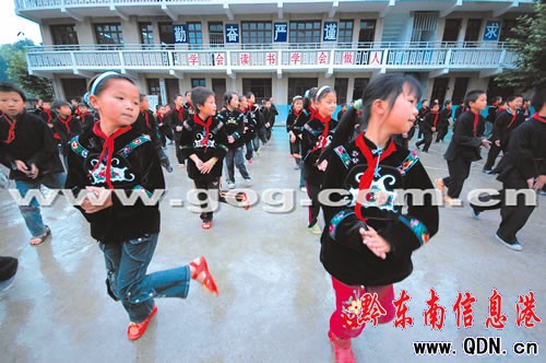 ��ɽ���~���������n�g�٣��D��