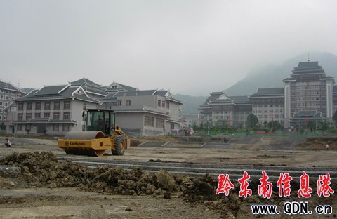 劍河:450萬元打造“陽光廣場”(圖)