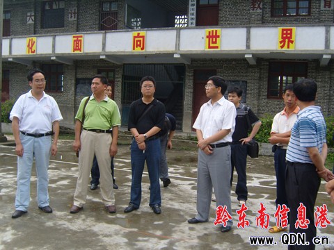 �T���ĵ��ͷ�ϵ�c���ӿh�{��