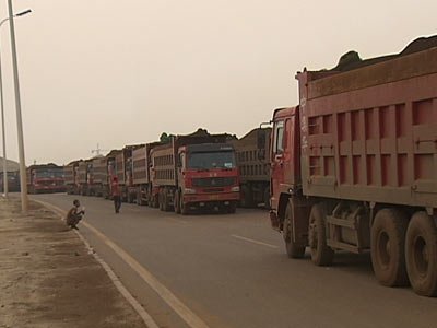 央視:鐵礦石進(jìn)口不減 礦業(yè)巨頭斷供是謊言