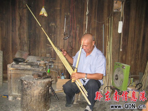 ����ȫ������J���������أ�ƽ�������������