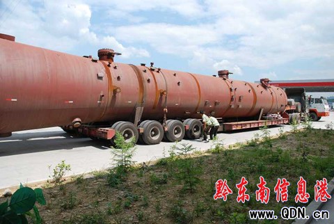 “又長又大”巨無霸在玉凱高速被查獲(圖)