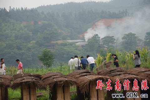 �������h������ُ��Ӗ�����������_���D��