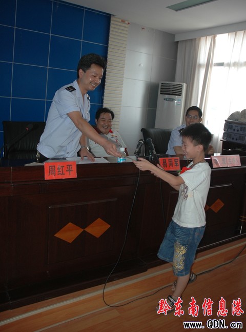 ��ƽ�������O(sh��)��10�fԪ�������Ļ����O(sh��)����