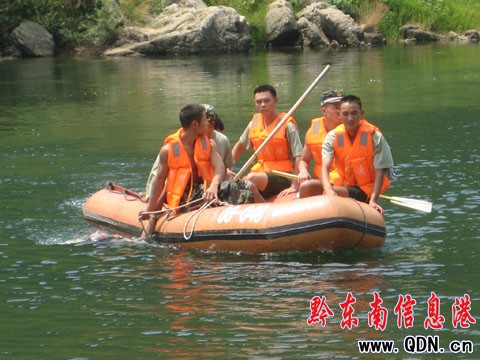 �����ԁ��B��12�l���� ��ɳ���й��лꣿ���D��