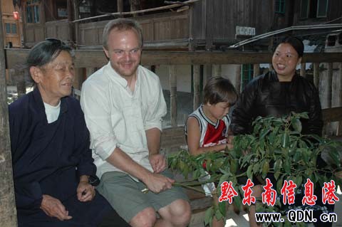 ��ƽ�����˺���̽�H�����˔�ͬ������61.5%