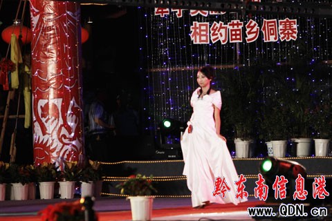 ������С�㡱��ِ֮���������Y�����M�D��