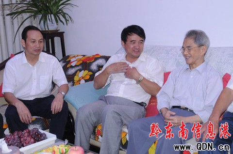 ��ί��(sh��)ӛ�����Aο��(w��n)�ϸɲ����M�D��