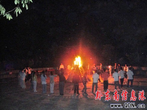 丹寨卡拉——芒筒蘆笙聲聲頌祖國(組圖)