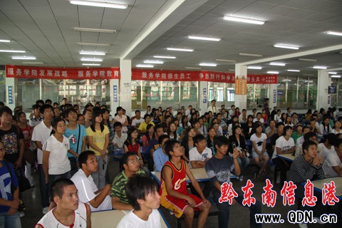 �P��WԺ8000���������^�����c醱��xʽ(�D)