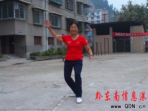 ��Ѯ������ѽ^�� ����Ȧ�ܓu1000����(�D)