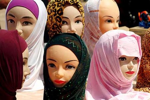 ���ʽ�ֹ�̵�[�Ų����漆��Ůģ��(�D)