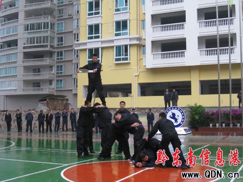 ǭ�|�Ϸ�Ժϵ�y(t��ng)�׌á����뱭���@��ِ���D��