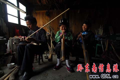 âͲ�J�Ϲ�ˇ���r�ң��M�D��