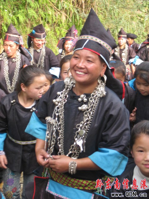 �Ž�������կ����Ц�����������M�D��