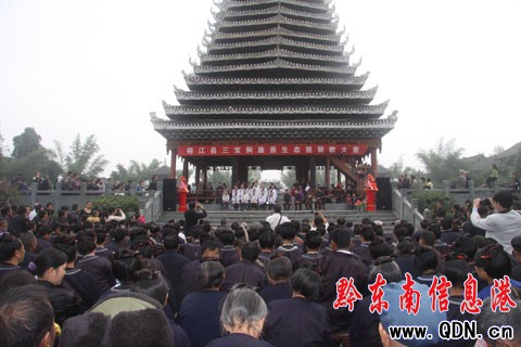 �Ž�������կ�׌����ø��ِ�������f�ˣ��D��