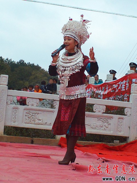 ������ؼ��l(xi��ng) ���׶�Ÿ���](�M�D)