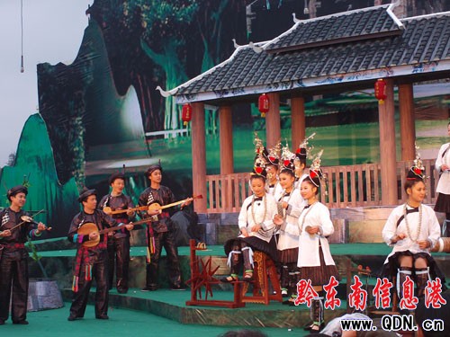 ����ԭ���B�@�Gʡ�� ���I���c���僺Ůͬ��