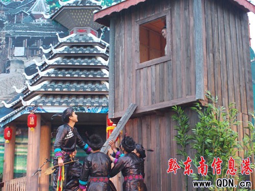 ����ԭ���B�@�Gʡ�� ���I���c���僺Ůͬ��