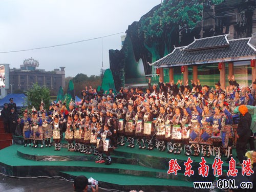 ����ԭ���B�@�Gʡ�� ���I���c���僺Ůͬ��