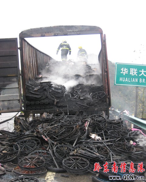 ����·�ϴ�؛��̥��ȼ������؛��ɏU�F���D��