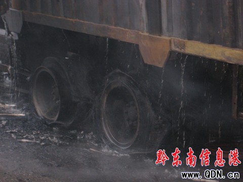 ����·�ϴ�؛��̥��ȼ������؛��ɏU�F���D��