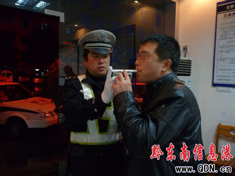 �P���й����ֽ�����ꠇ������ξƺ��{�--��ƽ��