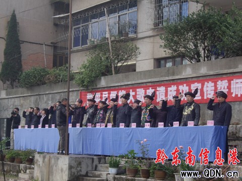 ��ƽ�e�ж�����c���ӣ��M�D��