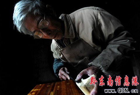 �Sƽ�ݾGƺ�壺��ɽ��̎���َ����M�D��