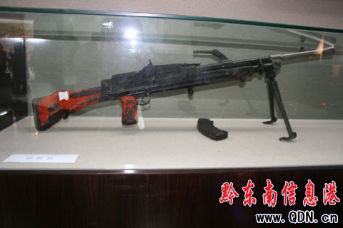 黎平會議紀念館迎來首批游客 75年前槍支