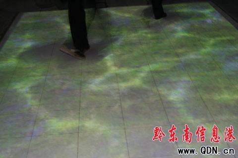 �o���^�ȡ��^ѩɽ�� �߿Ƽ��µļtɫ�Ļ�չ