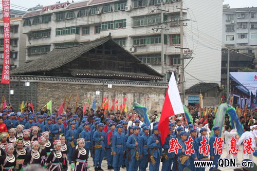 ��ƽ���h�o���^��ʽ��� �tɫ�Ļ��Wҫ���l(�D)