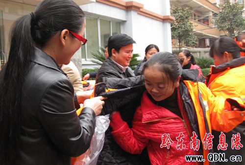 �P��695λ�h�l��������q������ ůů�^����