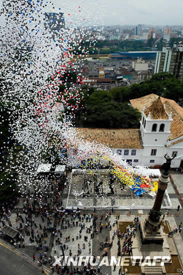組圖:世界各地舉行迎新年活動