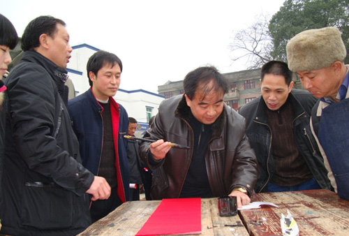 ����2λ���h�L�oȺ���x�������M�D��