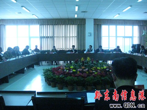 ���f(xi��)ǭ�|����ʮ�Ľ��ĴΕ�(hu��)�h���M�R��(b��o)��(hu��)���D��