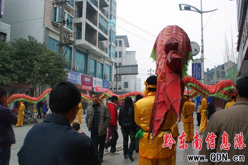 Ԫ���ѹ�����Ⱥ�������[��