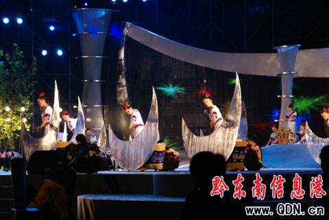 2010�Ї�•�P���������H�J�Ϲ�¡���_Ļ���D��